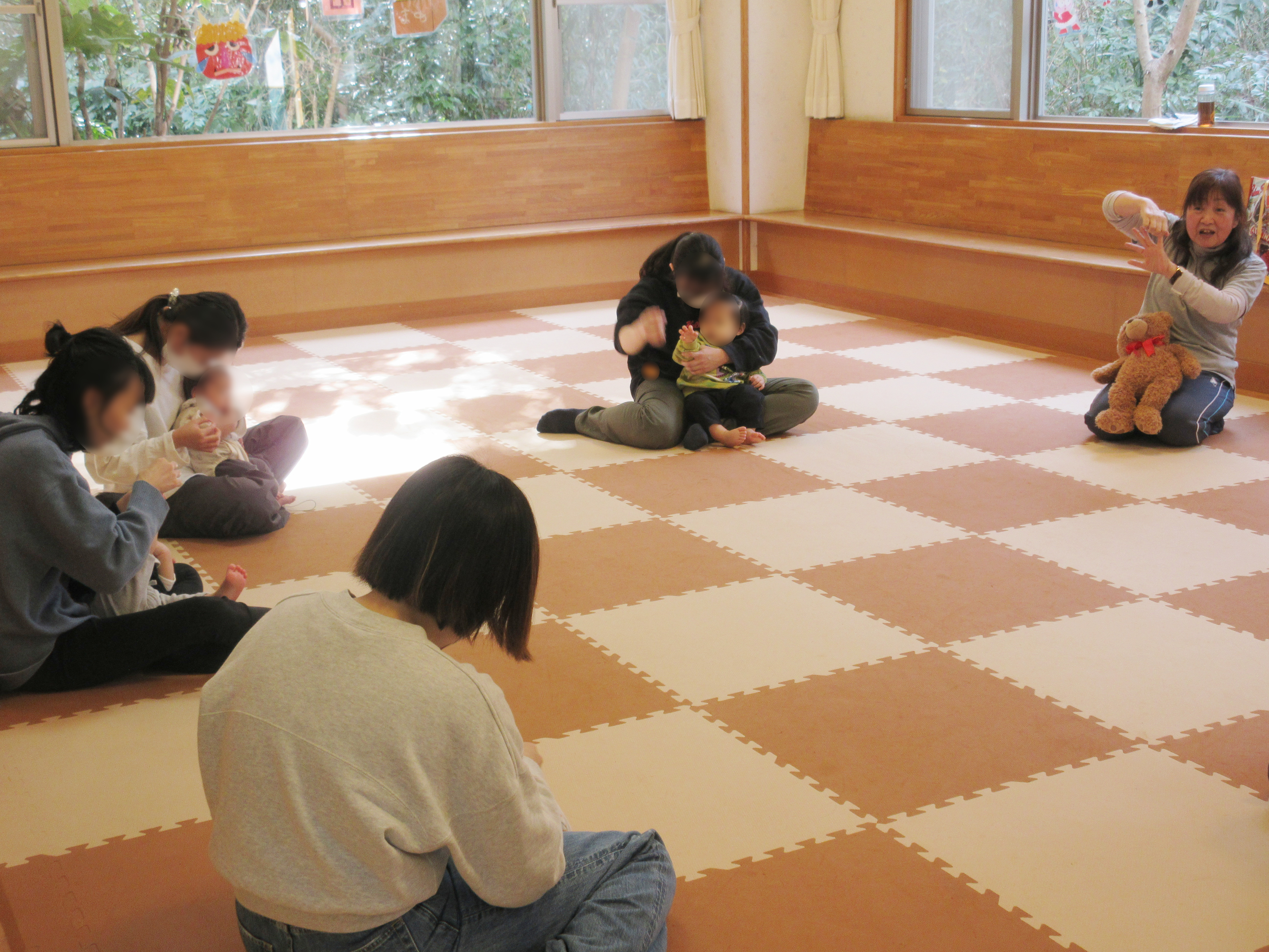 �q��Ďx���҂���ƈꏏ�ɗV�ڂ�