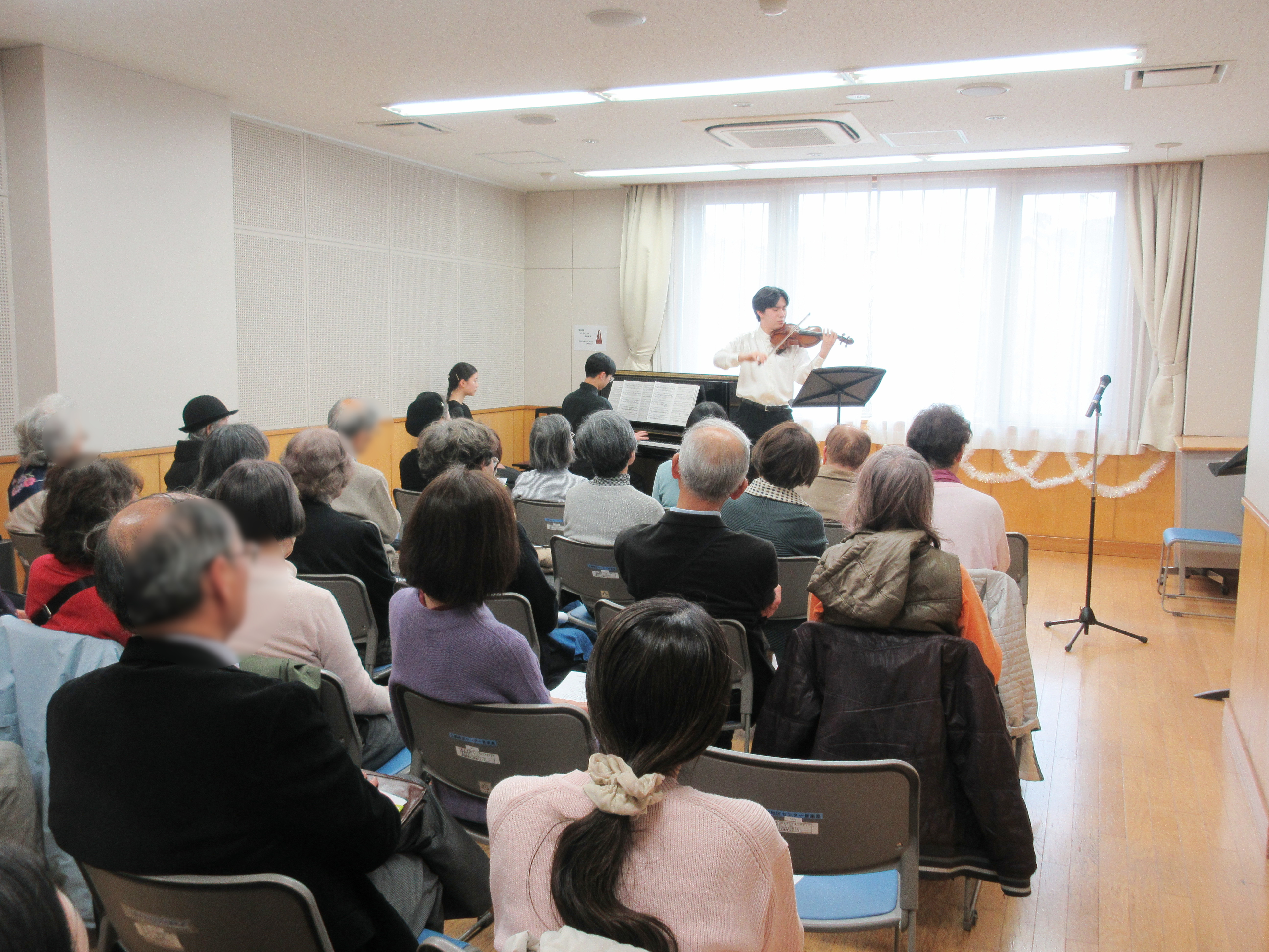 ヴァイオリンコンサート ヴァイオリンコンサート
