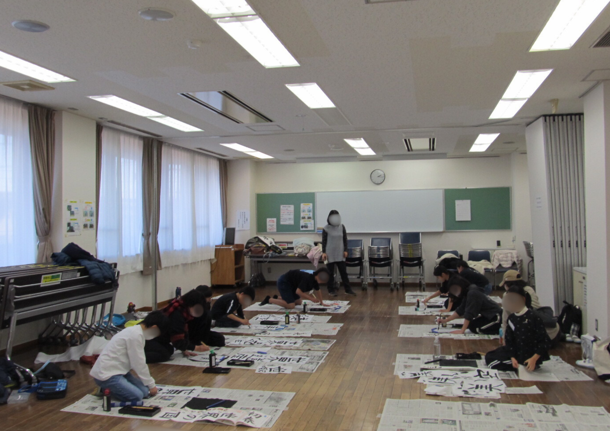 �����̗l�q